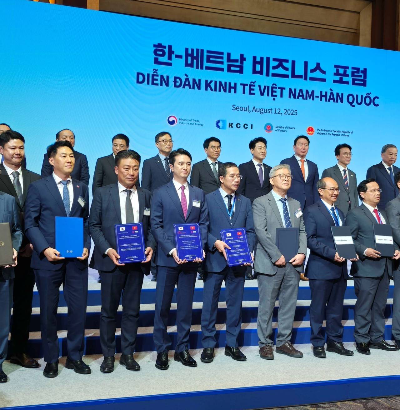 Upbit hợp tác với MB Bank ra mắt sàn crypto nội địa đầu tiên tại Việt Nam